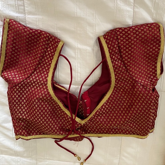 Saree blouse -Designer Readymade - medium size - Picture 2 of 2